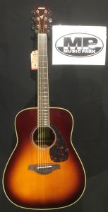 Yamaha FG820BS Brown Sunburst Solid Top Acoustic guitar