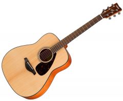 Yamaha Gigmaker 800M Acoustic guitar pack