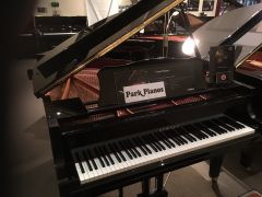Yamaha GC1MPE Polished Ebony Grand Piano