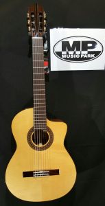 Katoh MCG115SCEQ Electric Classical Guitar