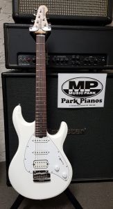 Music Man Silhouette Special White 